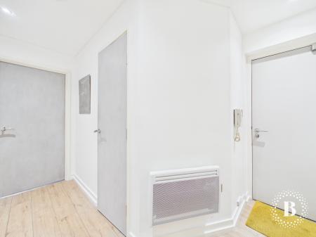 1 bedroom Apartment for sale in West One Peak, 15 Cavendish Street, City Centre, Sheffield, S3