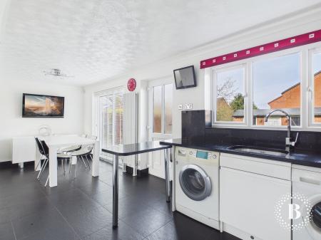 3 bedroom Detached house for sale in Standish Gardens, Sheffield, S5