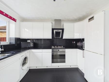 3 bedroom Detached house for sale in Standish Gardens, Sheffield, S5