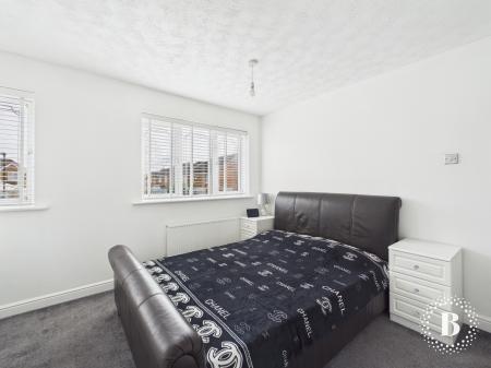 3 bedroom Detached house for sale in Standish Gardens, Sheffield, S5