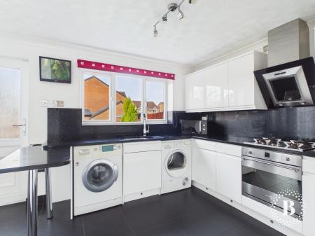 3 bedroom Detached house for sale in Standish Gardens, Sheffield, S5