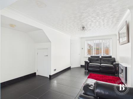 3 bedroom Detached house for sale in Standish Gardens, Sheffield, S5