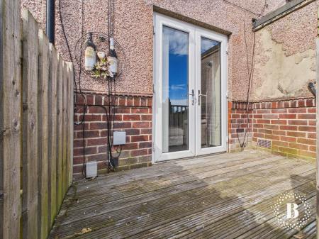 2 bedroom Semi-detached house for sale in Cawdor Road, Arbourthorne, Sheffield, S2