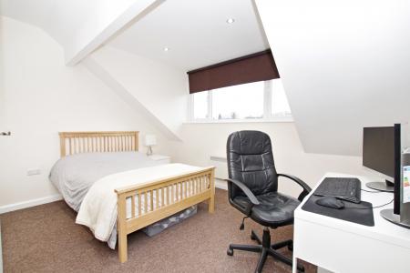 3 bedroom Duplex to let in Ecclesall Road, Ecclesall, Sheffield, S11