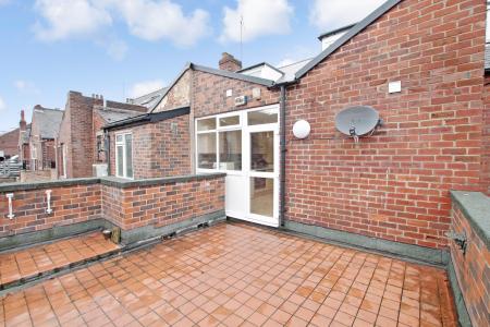 3 bedroom Duplex to let in Ecclesall Road, Ecclesall, Sheffield, S11