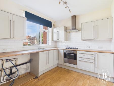 3 bedroom End of terrace house for sale in Hastilar Road South, Richmond, Sheffield, S13