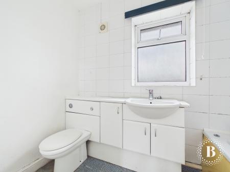 3 bedroom End of terrace house for sale in Hastilar Road South, Richmond, Sheffield, S13