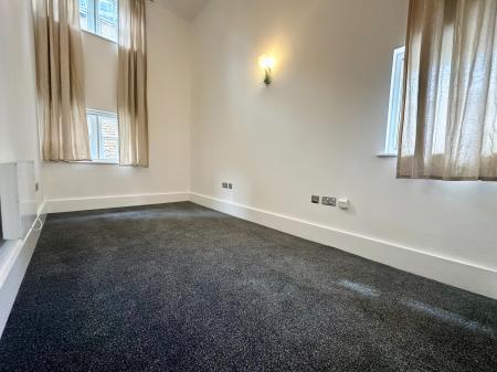 2 bedroom Apartment to let in 2 Holly Street, City Centre, Sheffield, S1