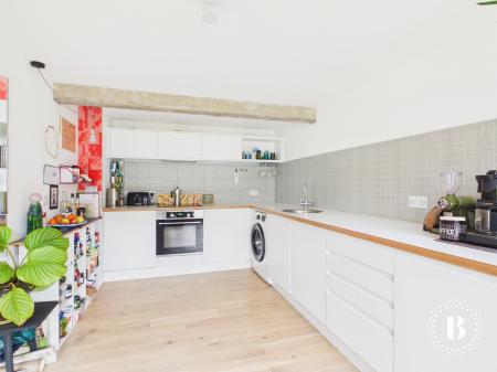 2 bedroom Apartment for sale in Lord Mews, Pat Midgeley Lane, Sheffield, S2