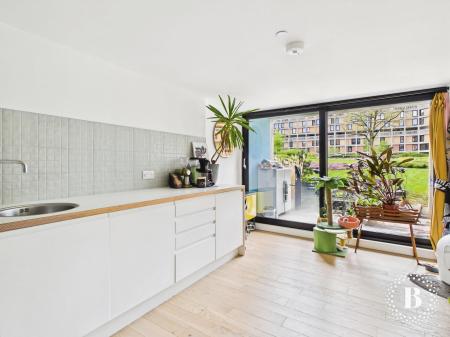 2 bedroom Apartment for sale in Lord Mews, Pat Midgeley Lane, Sheffield, S2