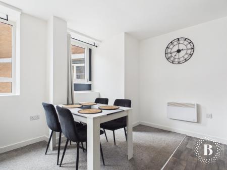 1 bedroom Flat for sale in Fargate House, City Centre, Sheffield, S1