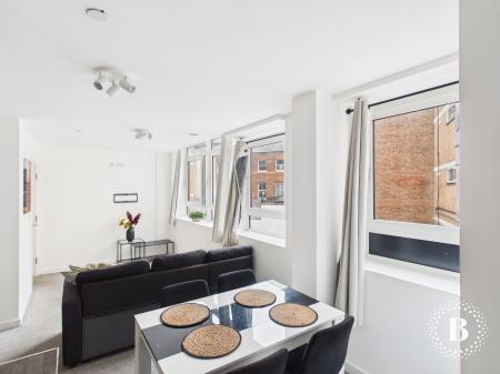 1 bedroom Flat for sale in Fargate House, City Centre, Sheffield, S1