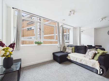 1 bedroom Flat for sale in Fargate House, City Centre, Sheffield, S1
