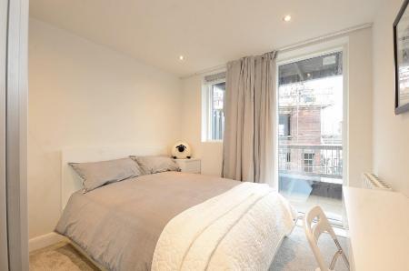 2 bedroom Apartment to let in Gordon Road, Sheffield, S11