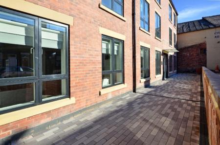 2 bedroom Apartment to let in Gordon Road, Sheffield, S11