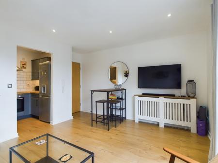 1 bedroom Flat for sale in West Point, 35 Trippet Lane, City Centre, Sheffield, S1