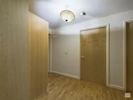 2 bedroom Apartment to let in Millsands, City Centre, Sheffield, S3
