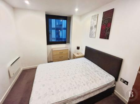 2 bedroom Flat to let in St Pauls Square, City Centre, Sheffield, S1