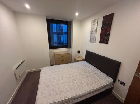 2 bedroom Flat to let in St Pauls Square, City Centre, Sheffield, S1