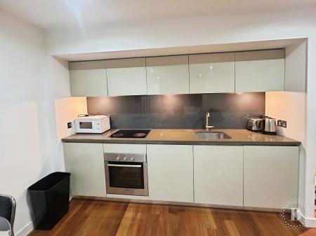 2 bedroom Flat to let in St Pauls Square, City Centre, Sheffield, S1