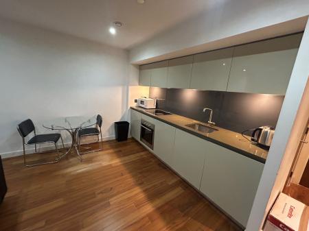 2 bedroom Flat to let in St Pauls Square, City Centre, Sheffield, S1