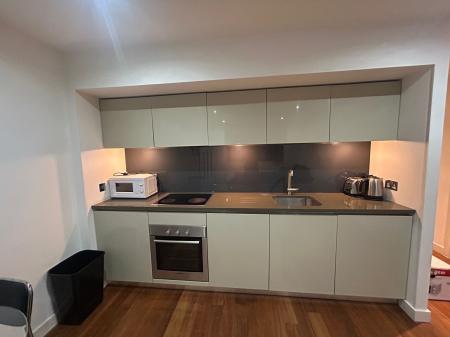 2 bedroom Flat to let in St Pauls Square, City Centre, Sheffield, S1