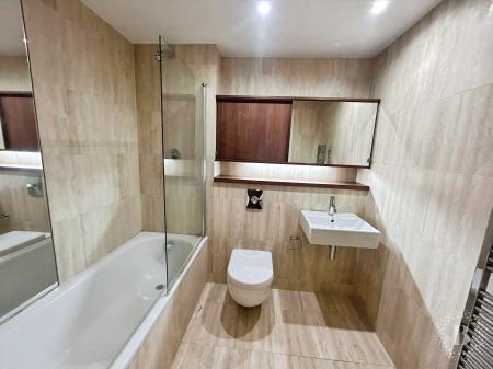 2 bedroom Flat to let in St Pauls Square, City Centre, Sheffield, S1