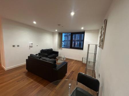 2 bedroom Flat to let in St Pauls Square, City Centre, Sheffield, S1
