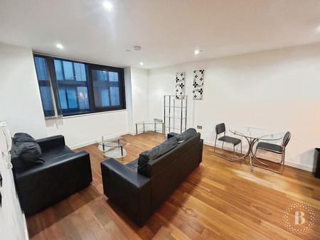 2 bedroom Flat to let in St Pauls Square, City Centre, Sheffield, S1
