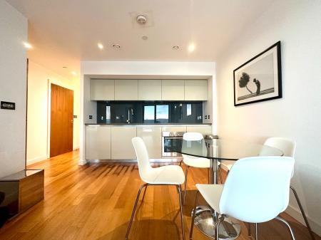 1 bedroom Apartment to let in St Pauls Square, City Centre, Sheffield, S1