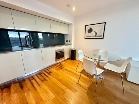 1 bedroom Apartment to let in St Pauls Square, City Centre, Sheffield, S1