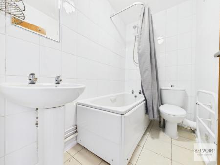 0 bedroom Studio flat to let in 112 Westbourne Road, Crookesmoor, Sheffield, S10