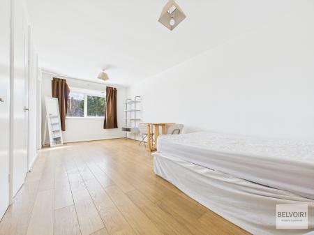 0 bedroom Studio flat to let in 112 Westbourne Road, Crookesmoor, Sheffield, S10