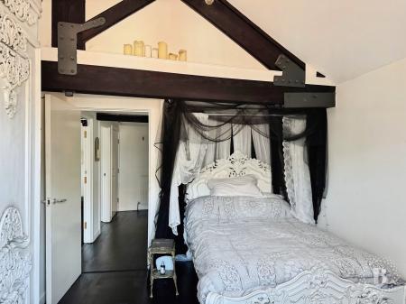 2 bedroom Flat for sale in Borough Mews, Bedford Street, Hillsborough, Sheffield, S6