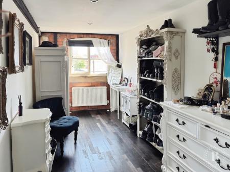 2 bedroom Flat for sale in Borough Mews, Bedford Street, Hillsborough, Sheffield, S6
