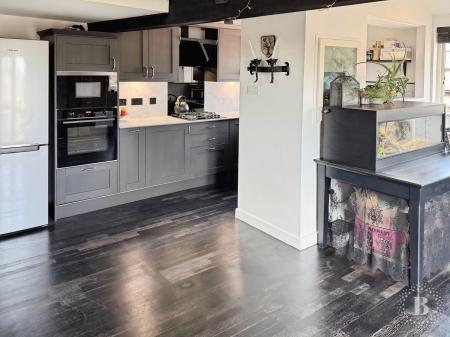 2 bedroom Flat for sale in Borough Mews, Bedford Street, Hillsborough, Sheffield, S6