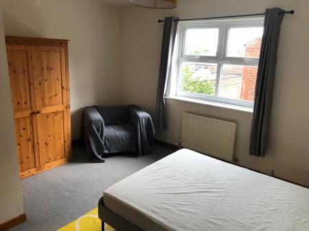 2 bedroom Flat to let in Sharrow Street, Sharrow, Sheffield, S11
