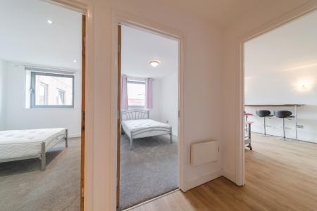 2 bedroom Flat to let in 10 Fitzwilliam Street, City Centre, Sheffield, S1