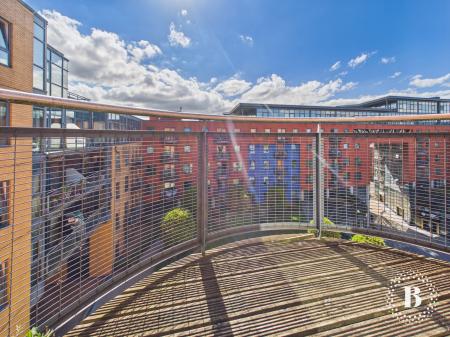2 bedroom Apartment to let in 10 Fitzwilliam Street, City Centre, Sheffield, S1