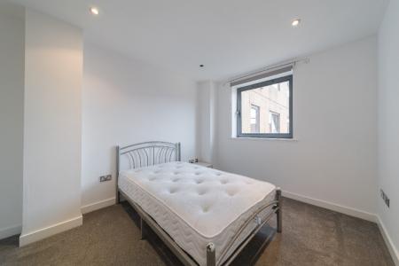 2 bedroom Flat to let in 10 Fitzwilliam Street, City Centre, Sheffield, S1