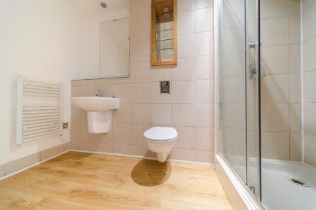 2 bedroom Flat to let in 10 Fitzwilliam Street, City Centre, Sheffield, S1