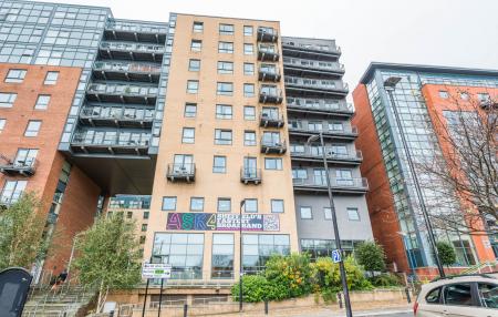 2 bedroom Apartment to let in 10 Fitzwilliam Street, City Centre, Sheffield, S1