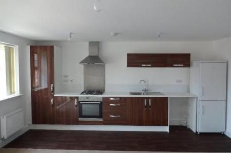 3 bedroom Town house to let in Staniforth Road, Darnall, Sheffield, S9