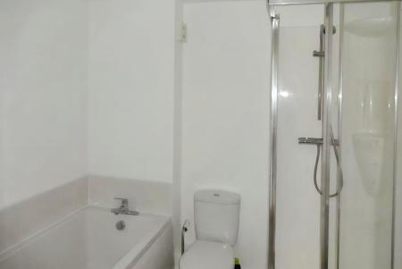 3 bedroom Town house to let in Staniforth Road, Darnall, Sheffield, S9