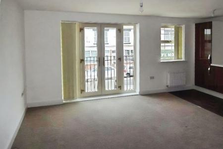 3 bedroom Town house to let in Staniforth Road, Darnall, Sheffield, S9