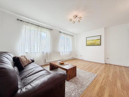 3 bedroom Semi-detached house to let in Manor Oaks Drive, Manor Castle, Sheffield, S2