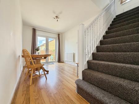 3 bedroom Semi-detached house to let in Manor Oaks Drive, Manor Castle, Sheffield, S2