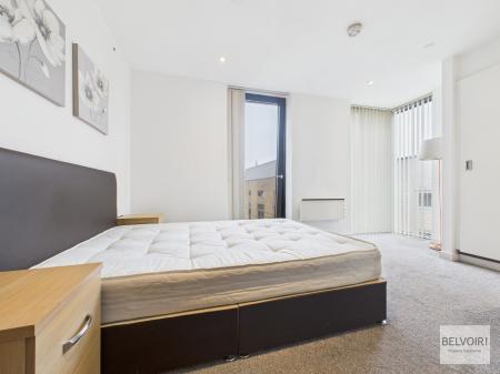2 bedroom Apartment to let in St Pauls Square, City Centre, Sheffield, S1