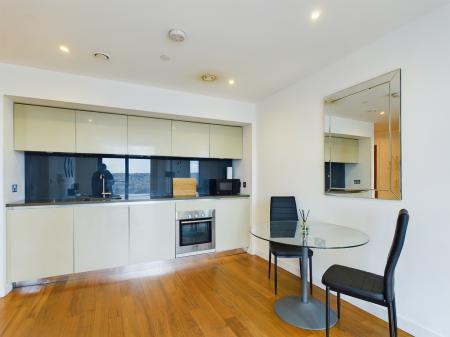 1 bedroom Apartment to let in St Pauls Square, City Centre, Sheffield, S1