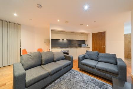 1 bedroom Apartment to let in St Pauls square, City Centre, Sheffield, S1